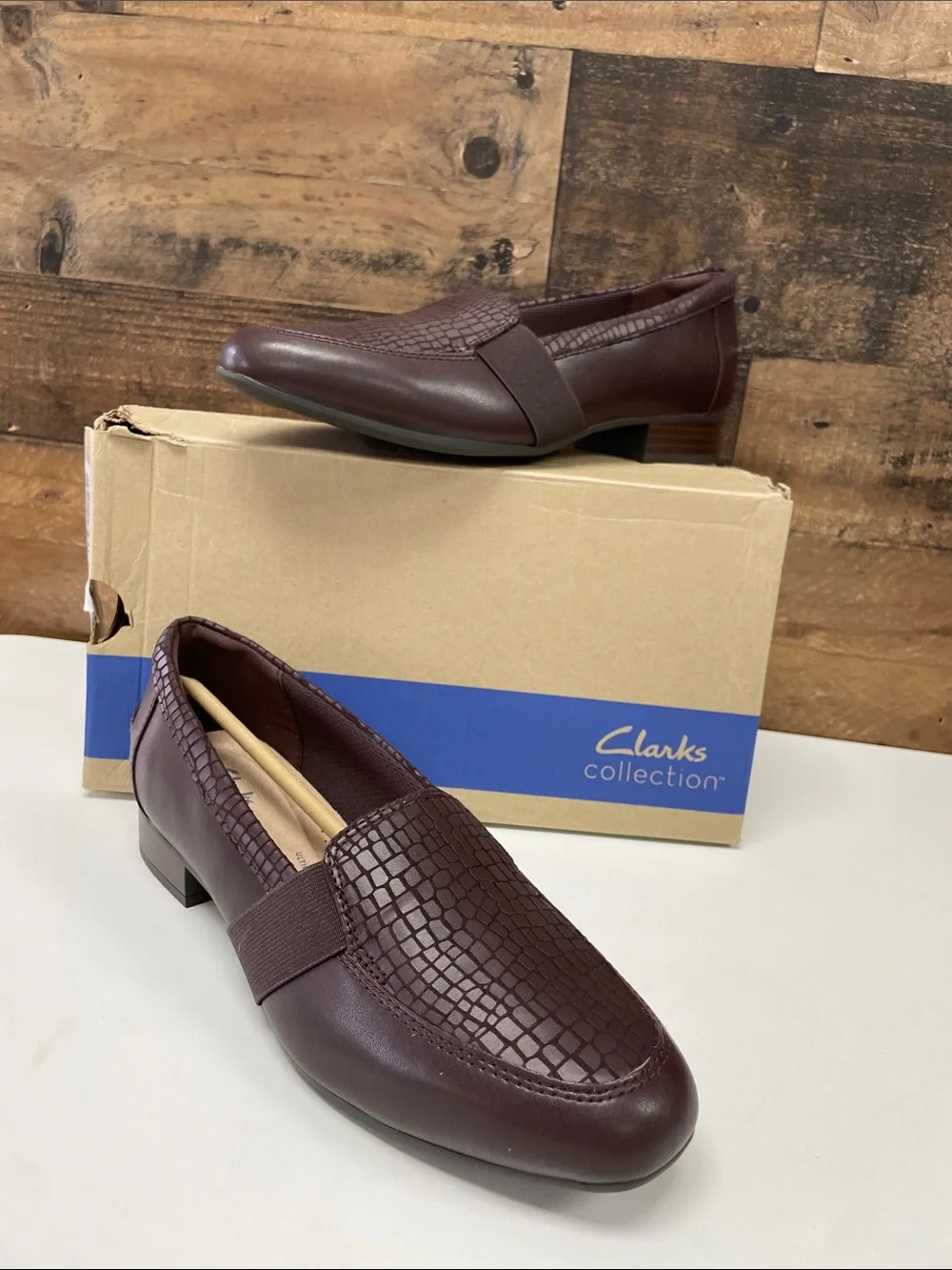 Clarks women Wine Slip-On Loafers with Textured Vamp